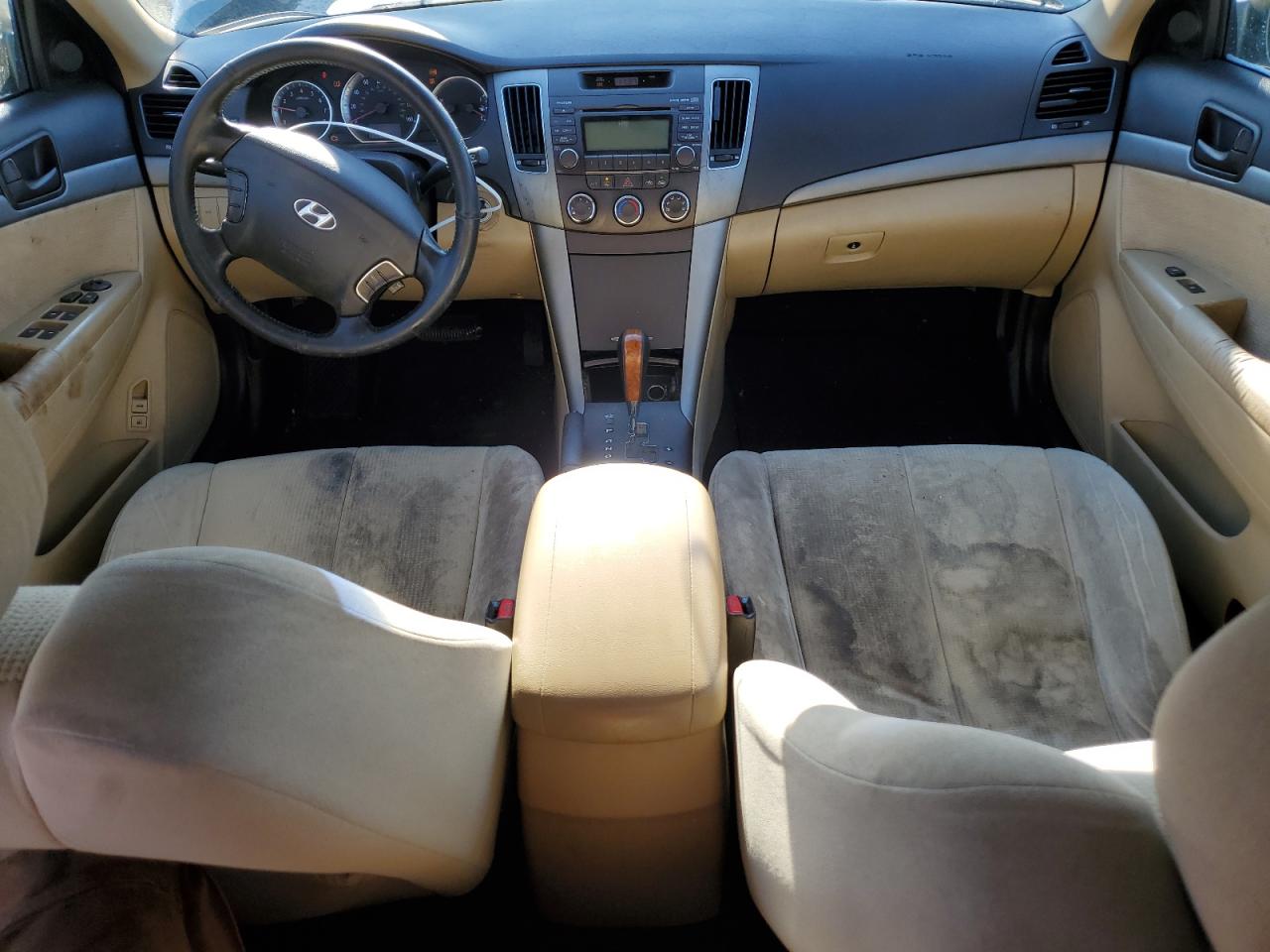 2009 Hyundai Sonata - Image 8