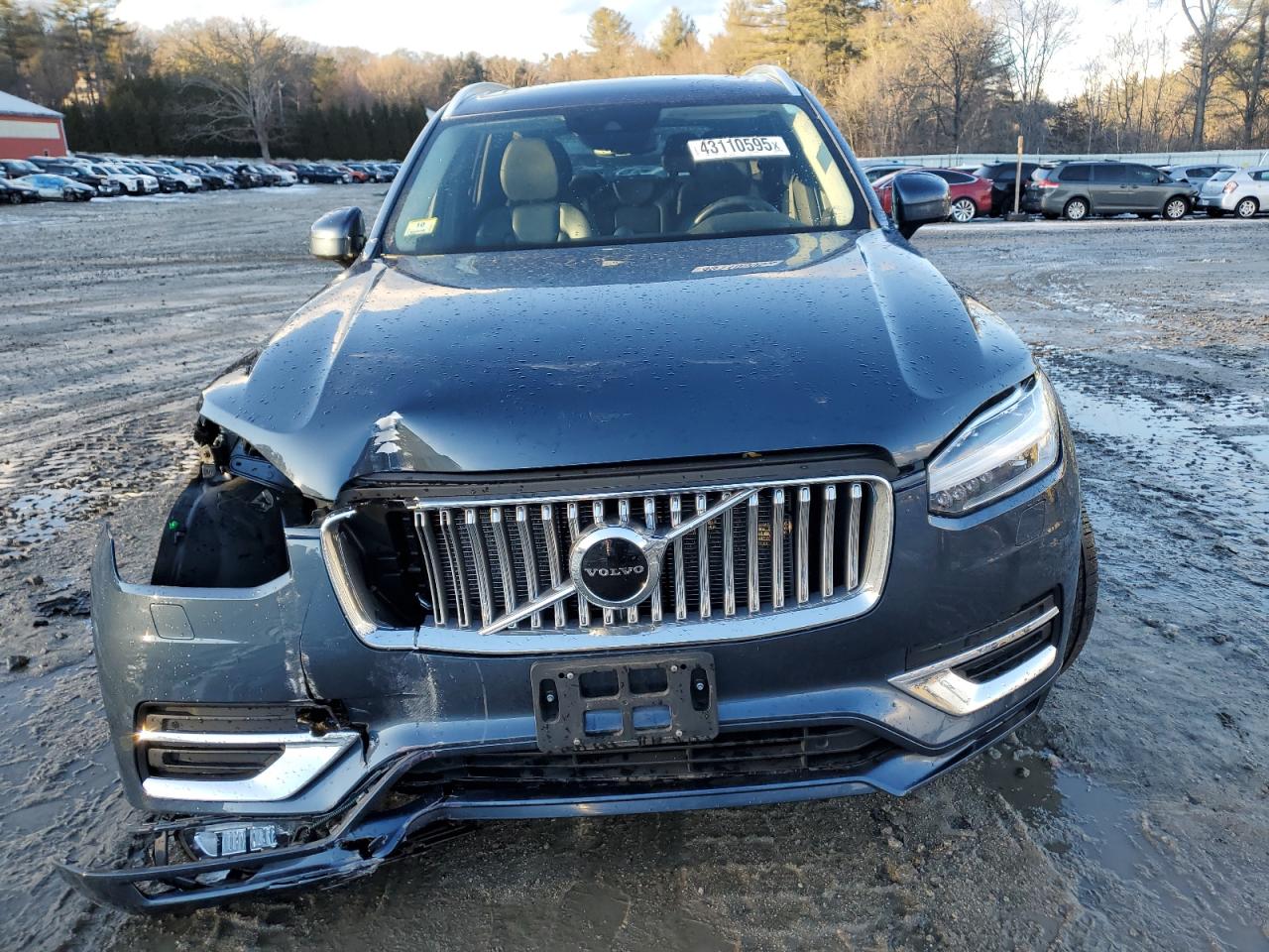 2022 Volvo XC90 - Image 5