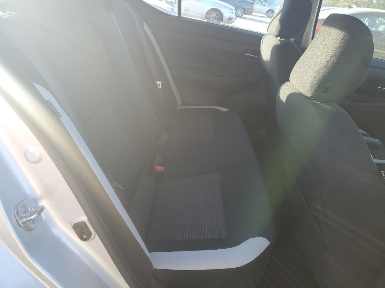 2020 Nissan Versa - Image 10