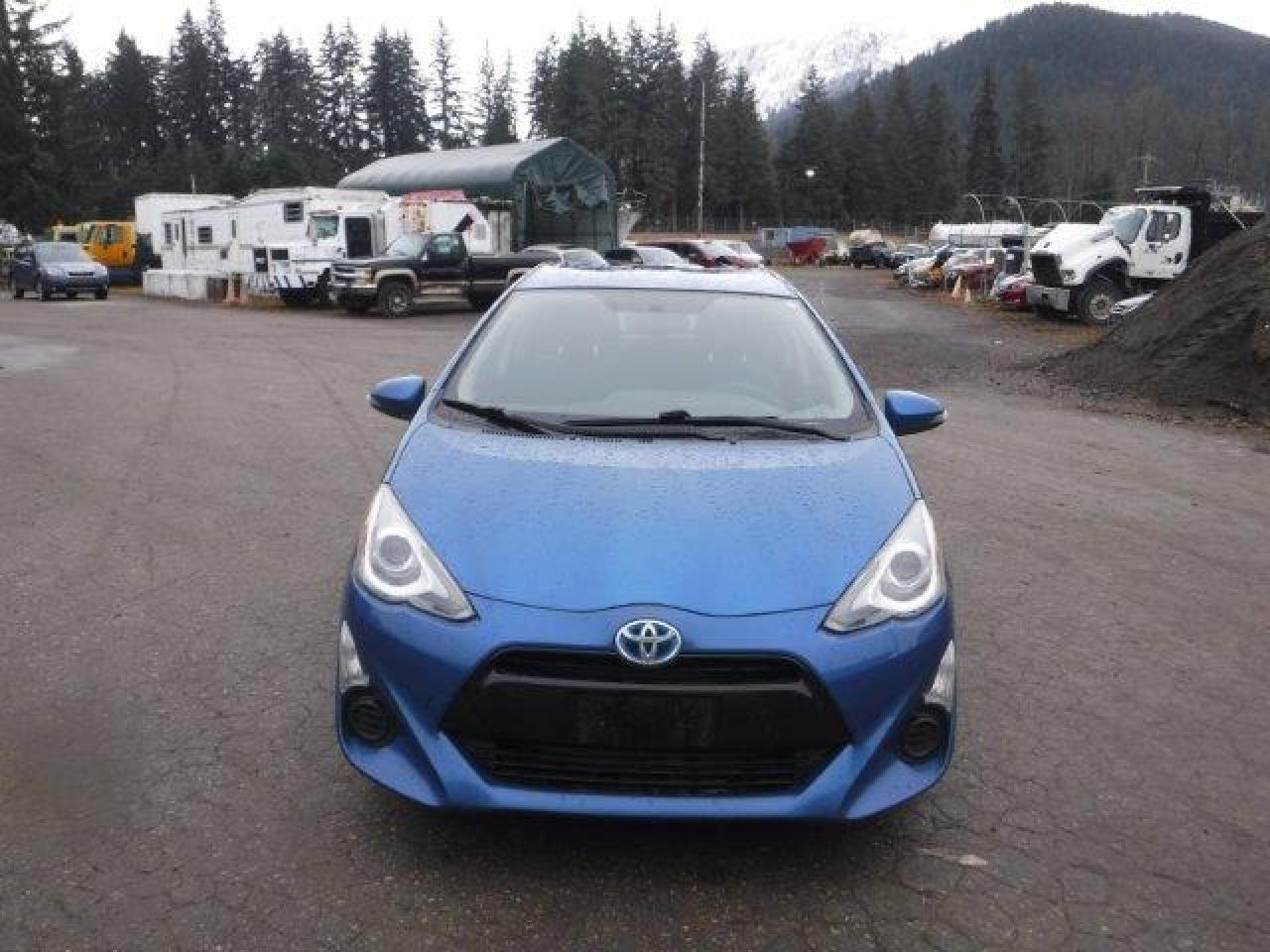 2015 Toyota Prius - Image 5