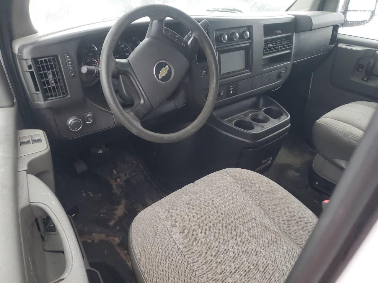 2011 Chevrolet Express - Image 8