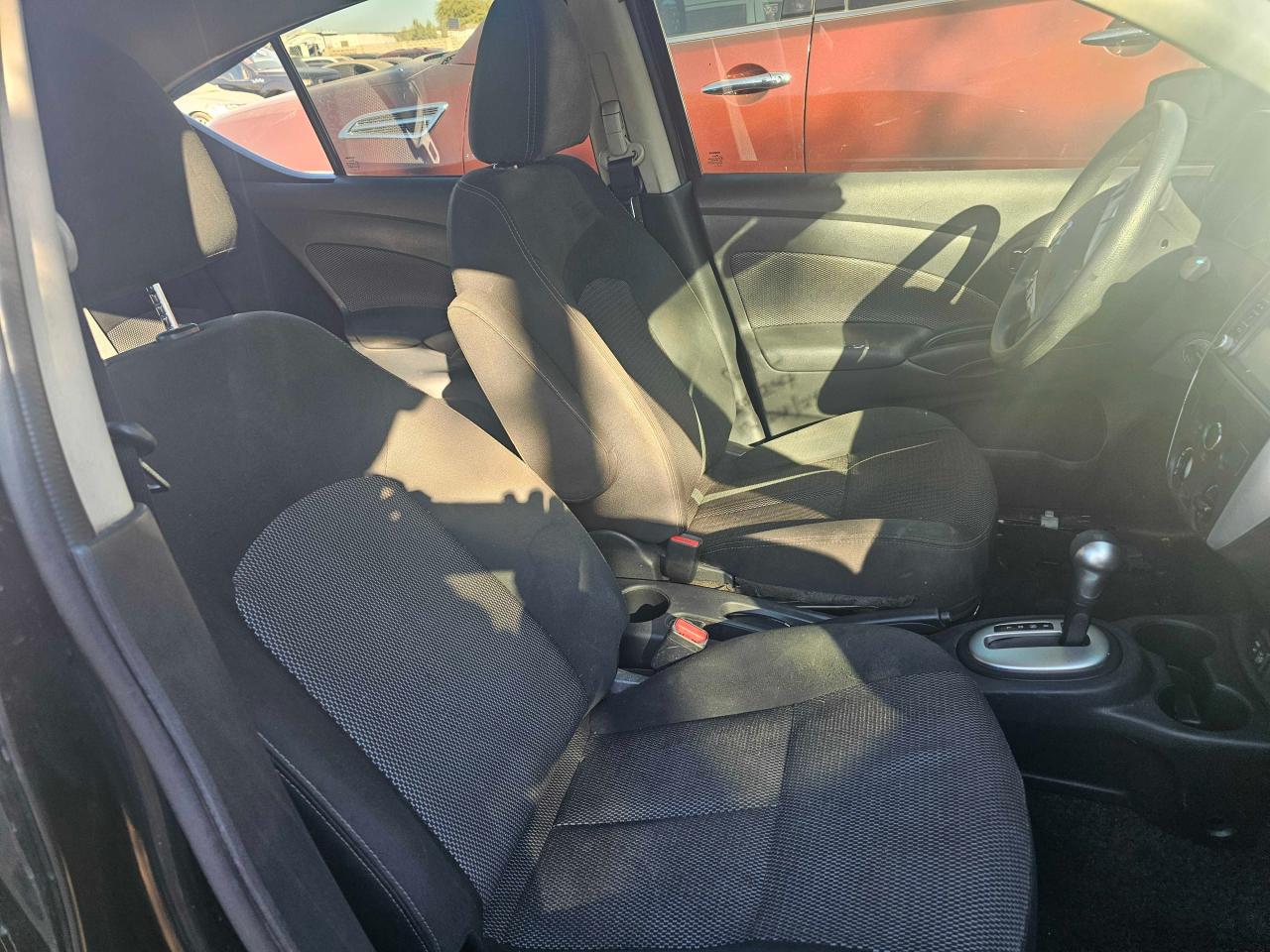 2019 Nissan Versa - Image 5