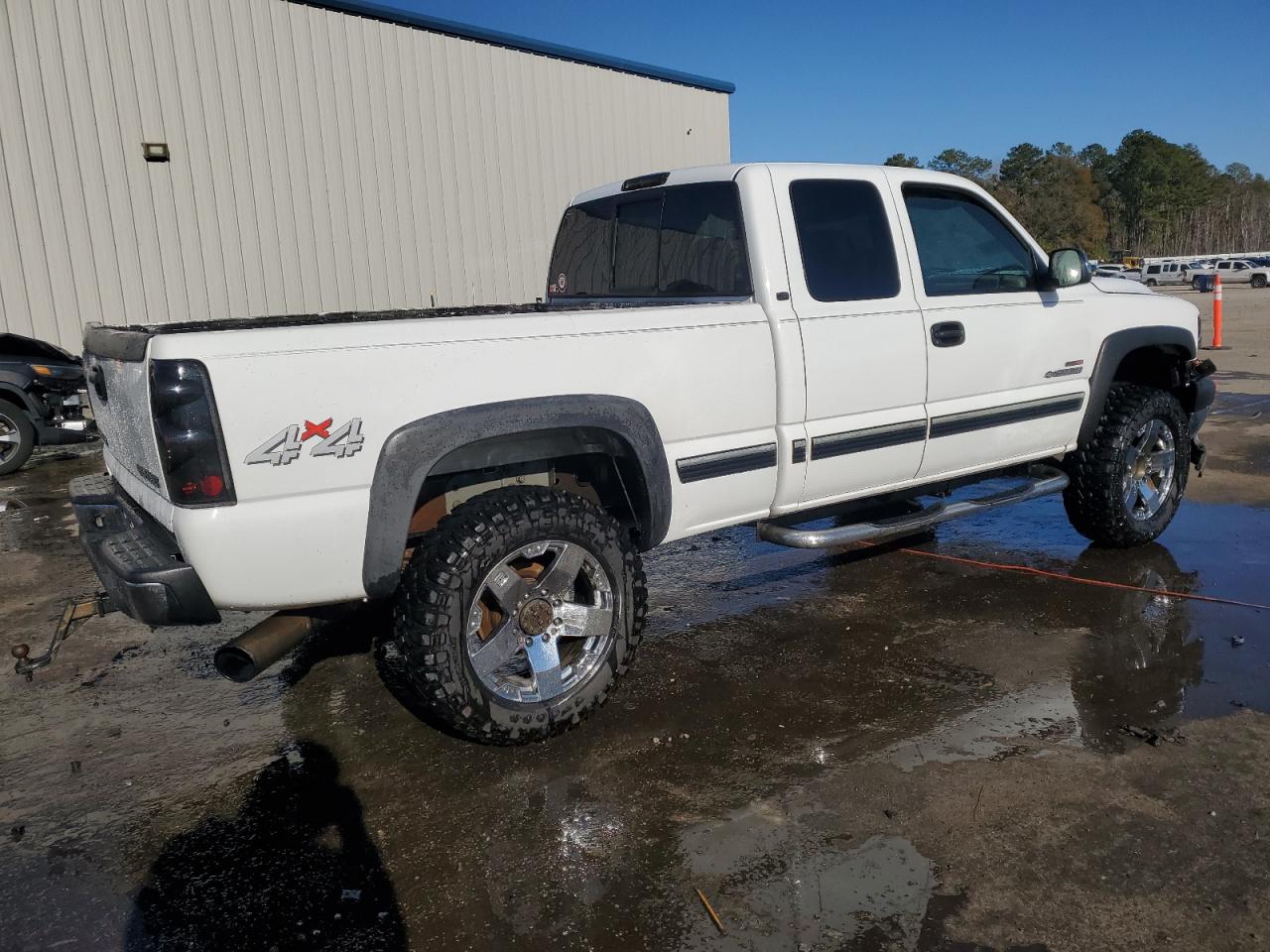 2002 Chevrolet Silverado - Image 3