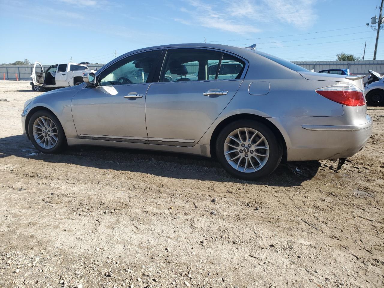 2011 Hyundai Genesis - Image 2