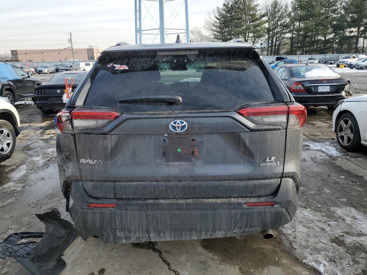 2024 Toyota RAV 4 - Image 6