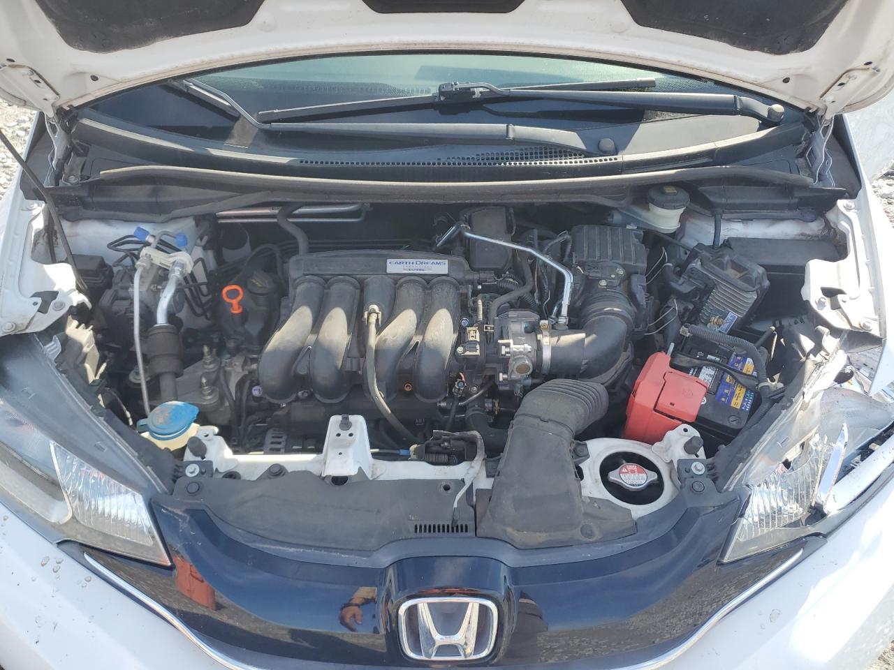 2015 Honda Fit - Image 13