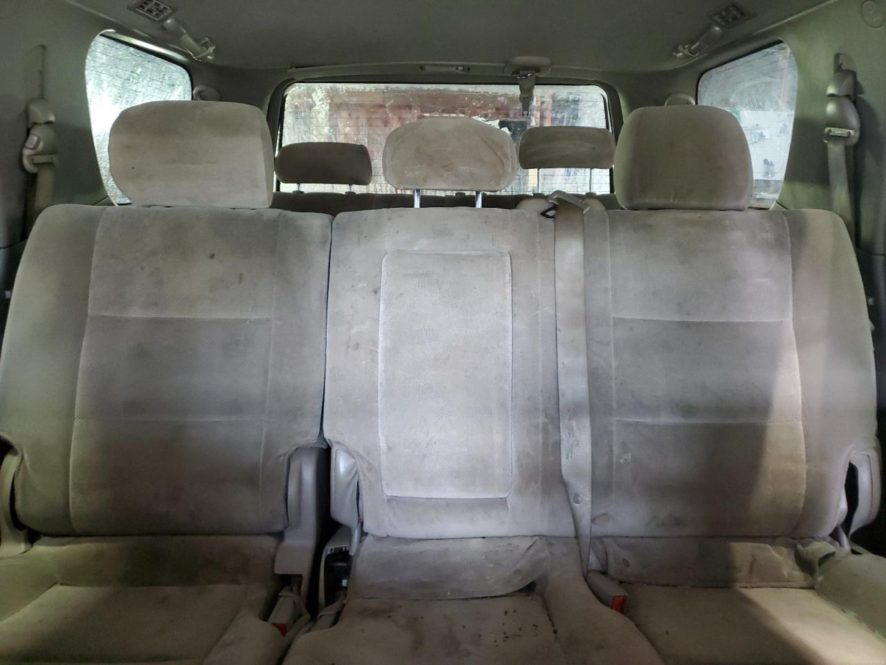2007 Toyota Sequoia - Image 10
