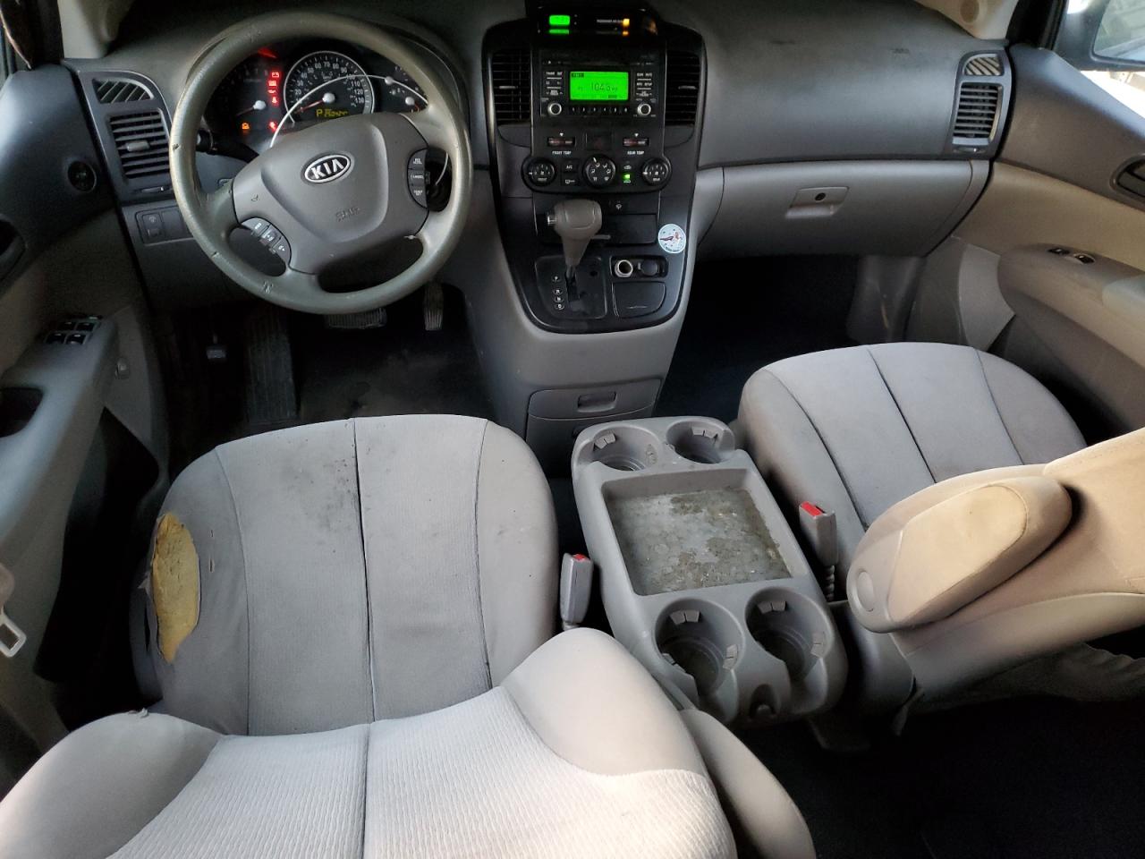 2012 Kia Sedona - Image 8