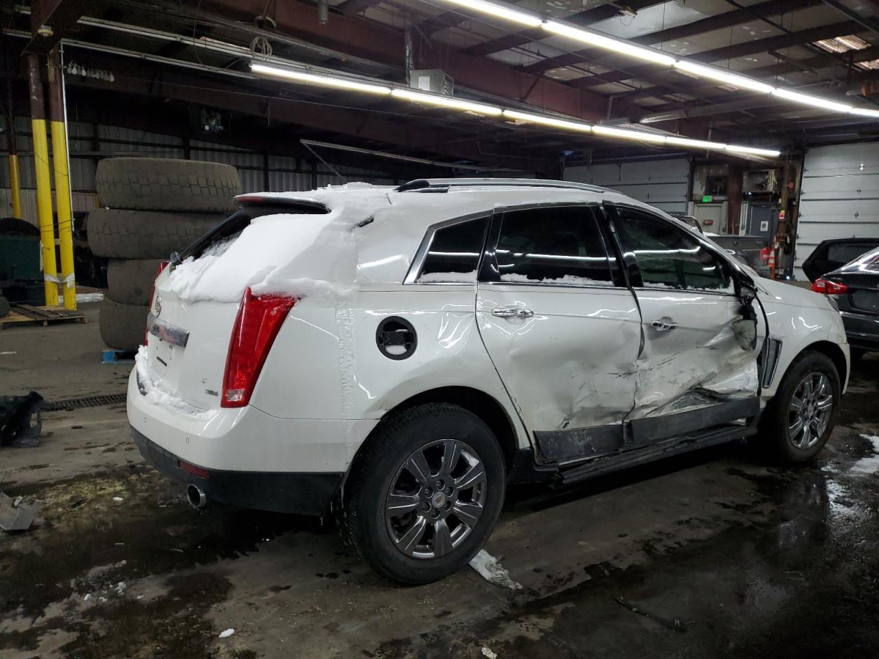 2015 Cadillac SRX - Image 3