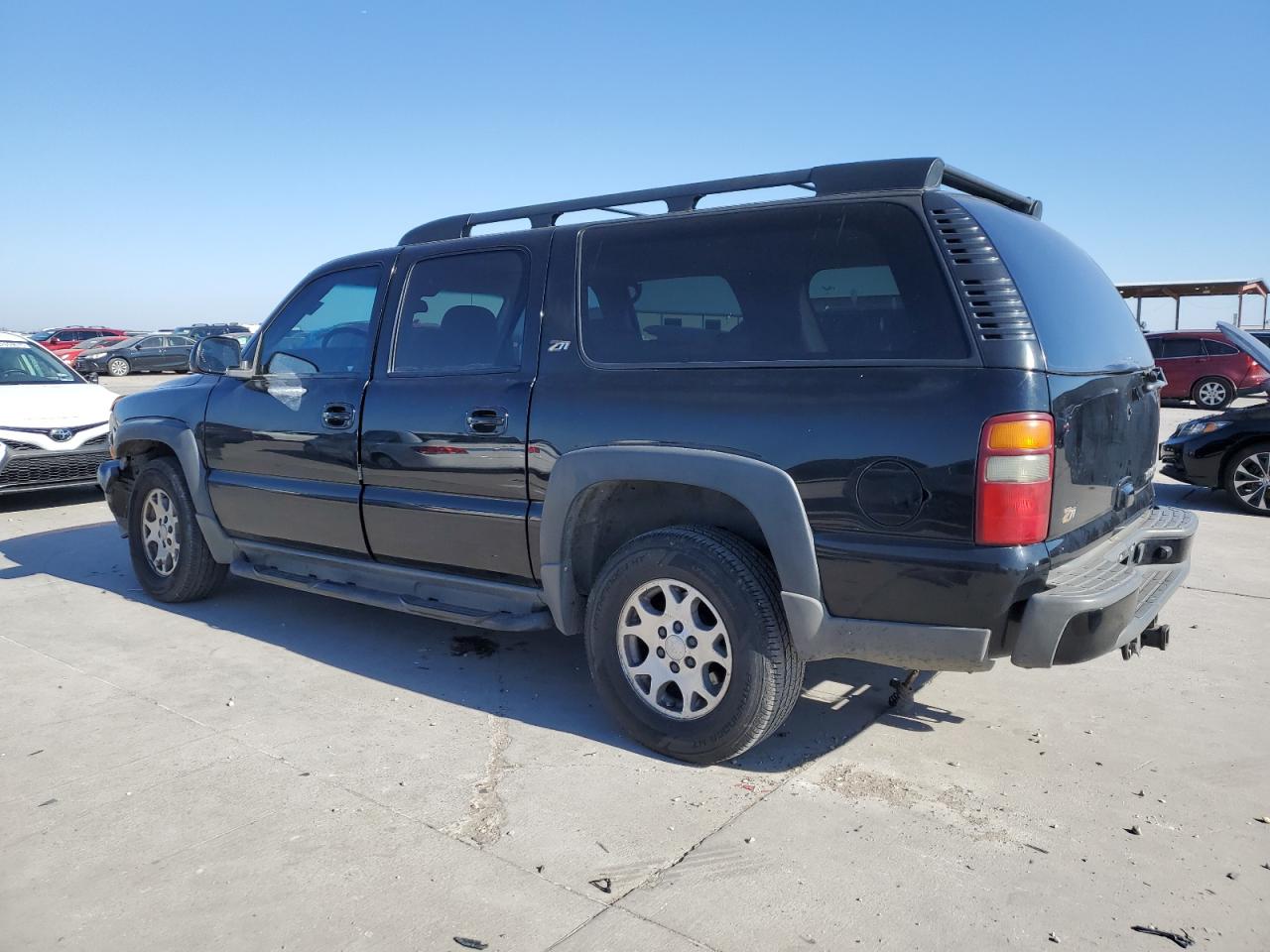 2003 Chevrolet Suburban - Image 2