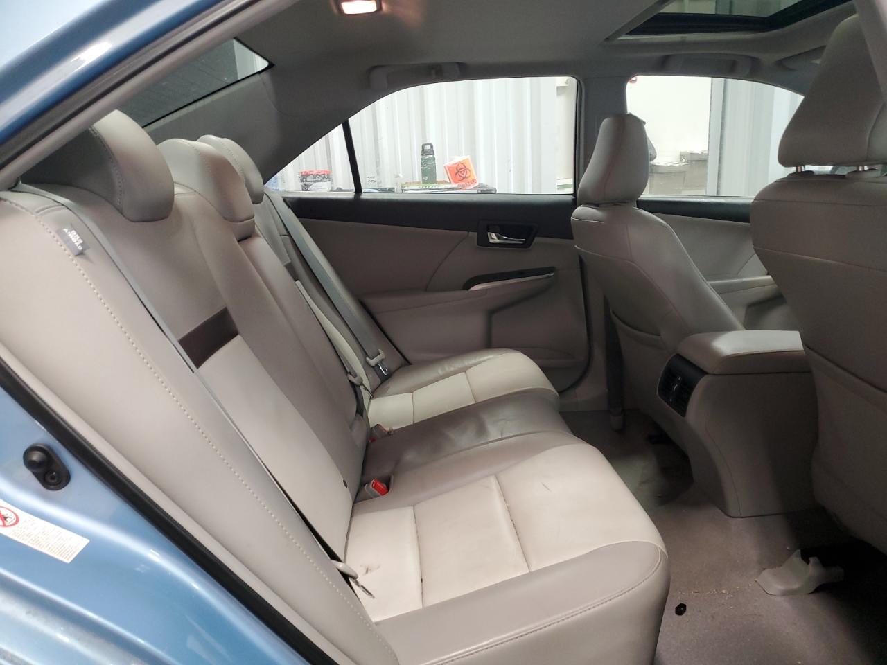 2012 Toyota Camry - Image 10