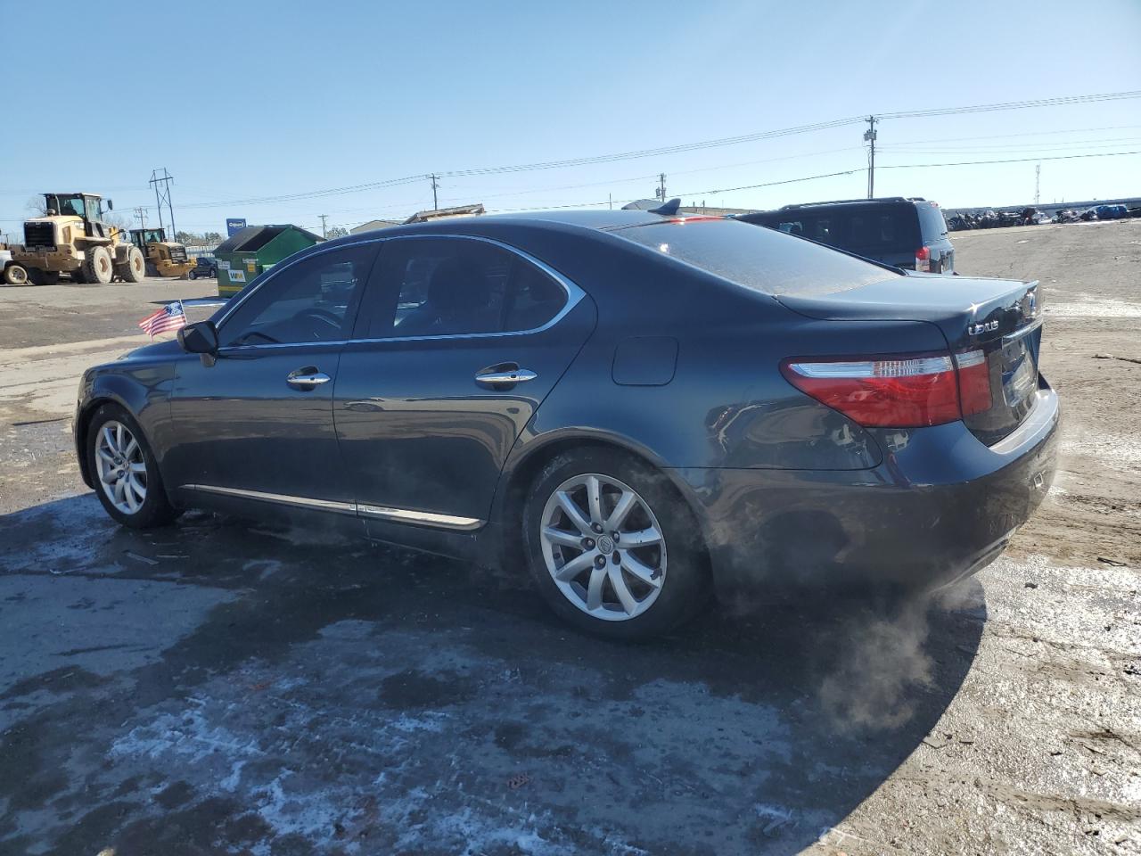 2007 Lexus LS - Image 2