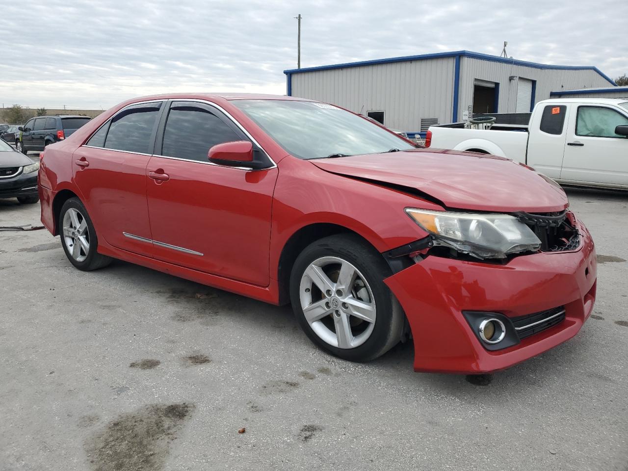 2014 Toyota Camry - Image 4