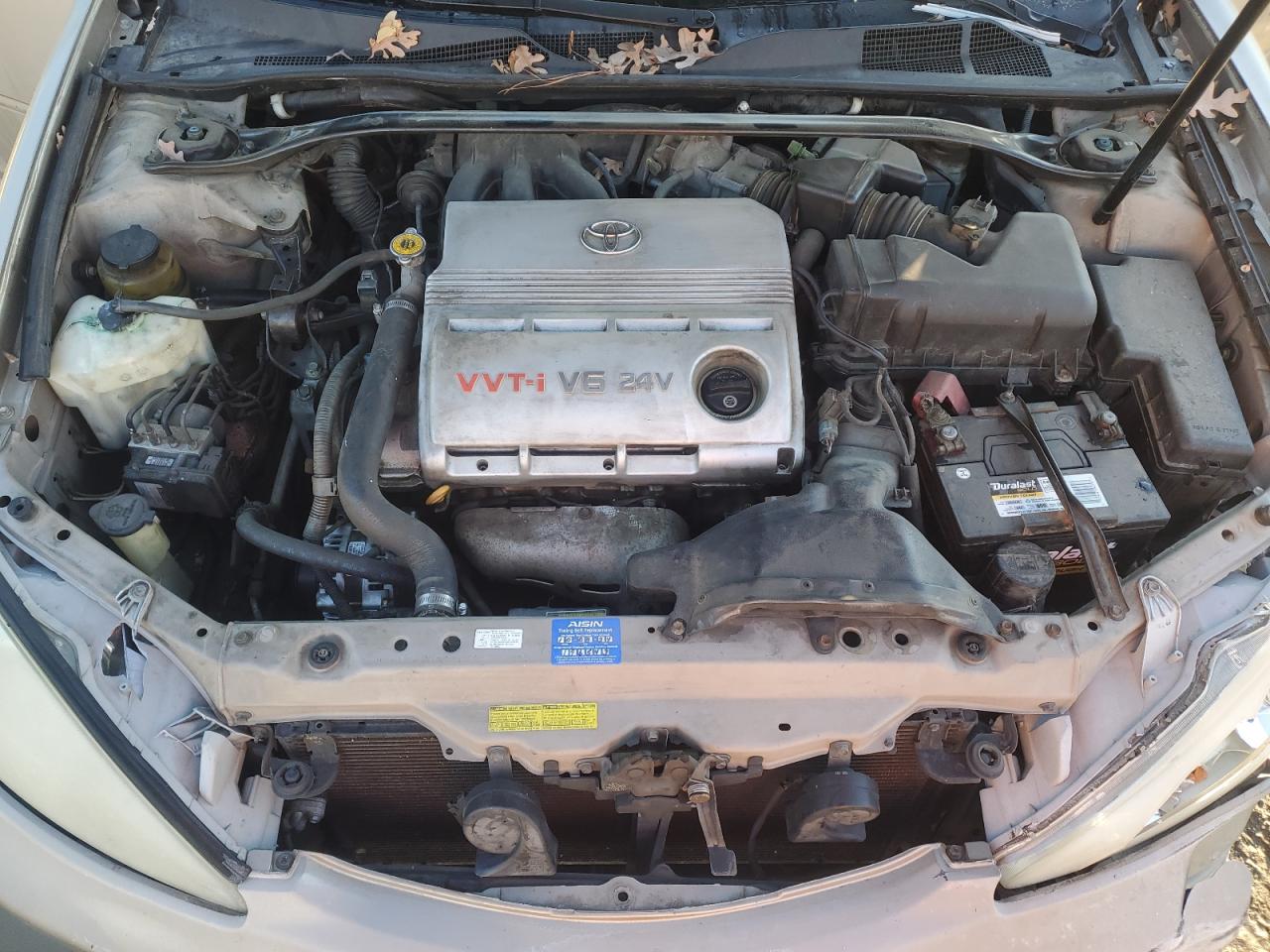 2004 Toyota Camry - Image 12