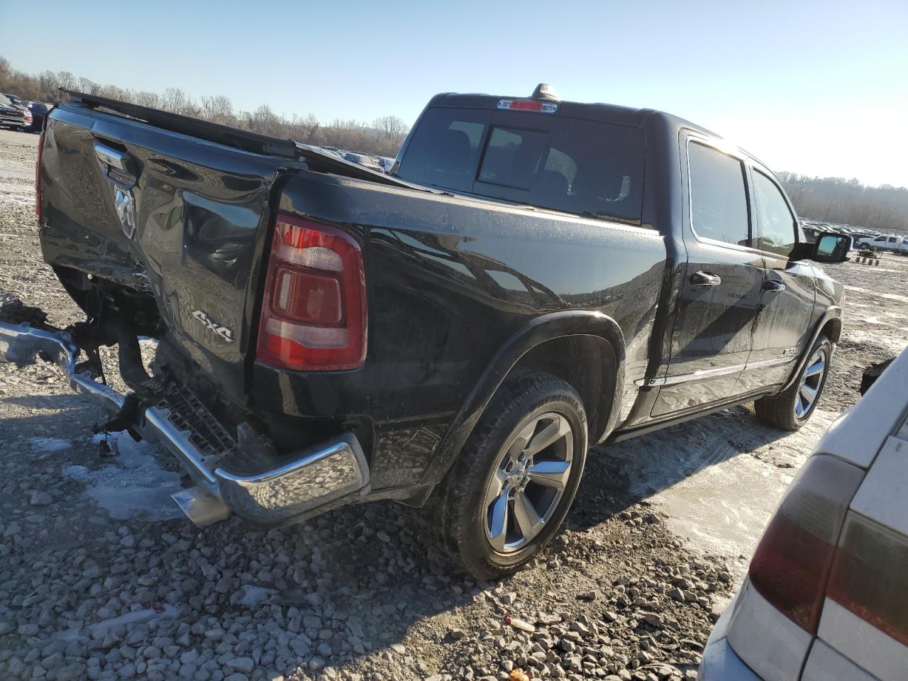 2022 RAM 1500 - Image 3