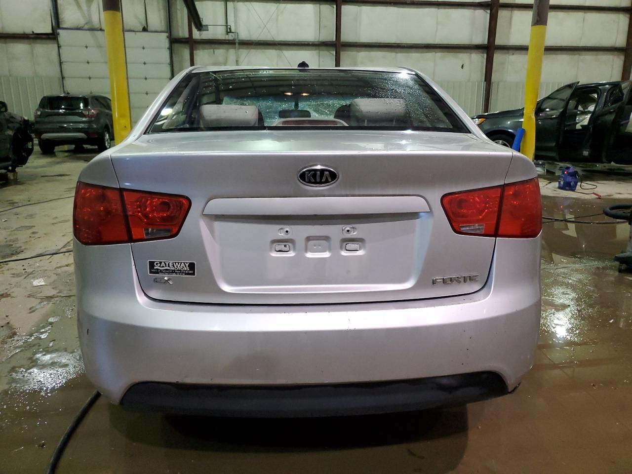 2010 Kia Forte - Image 6