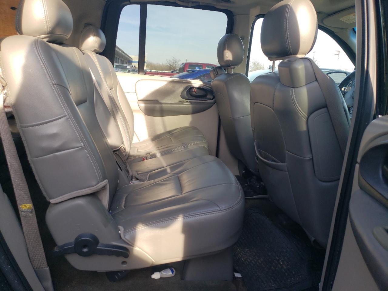 2003 Chevrolet TrailBlazer - Image 11