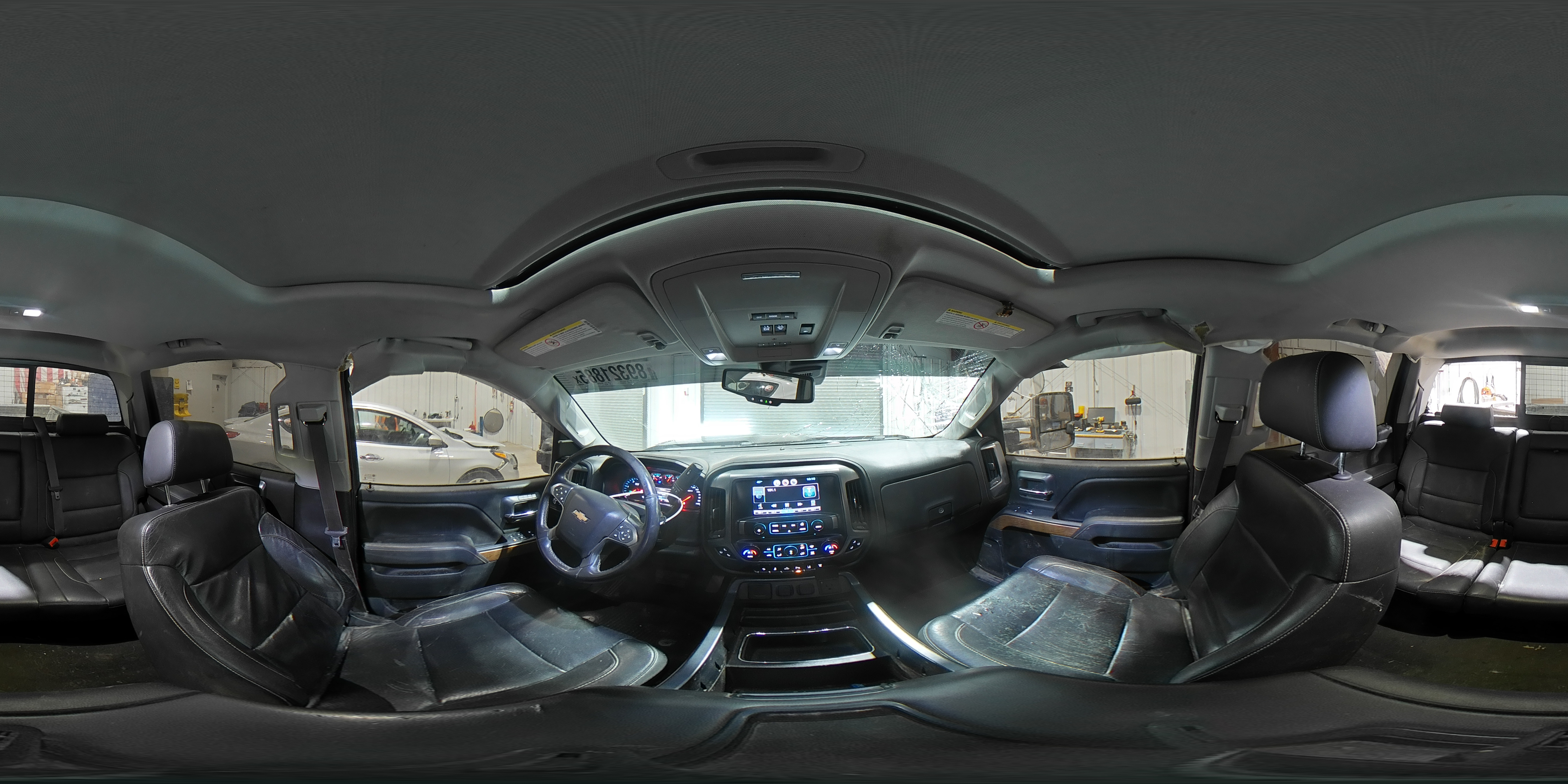 2015 Chevrolet Silverado - Image 12