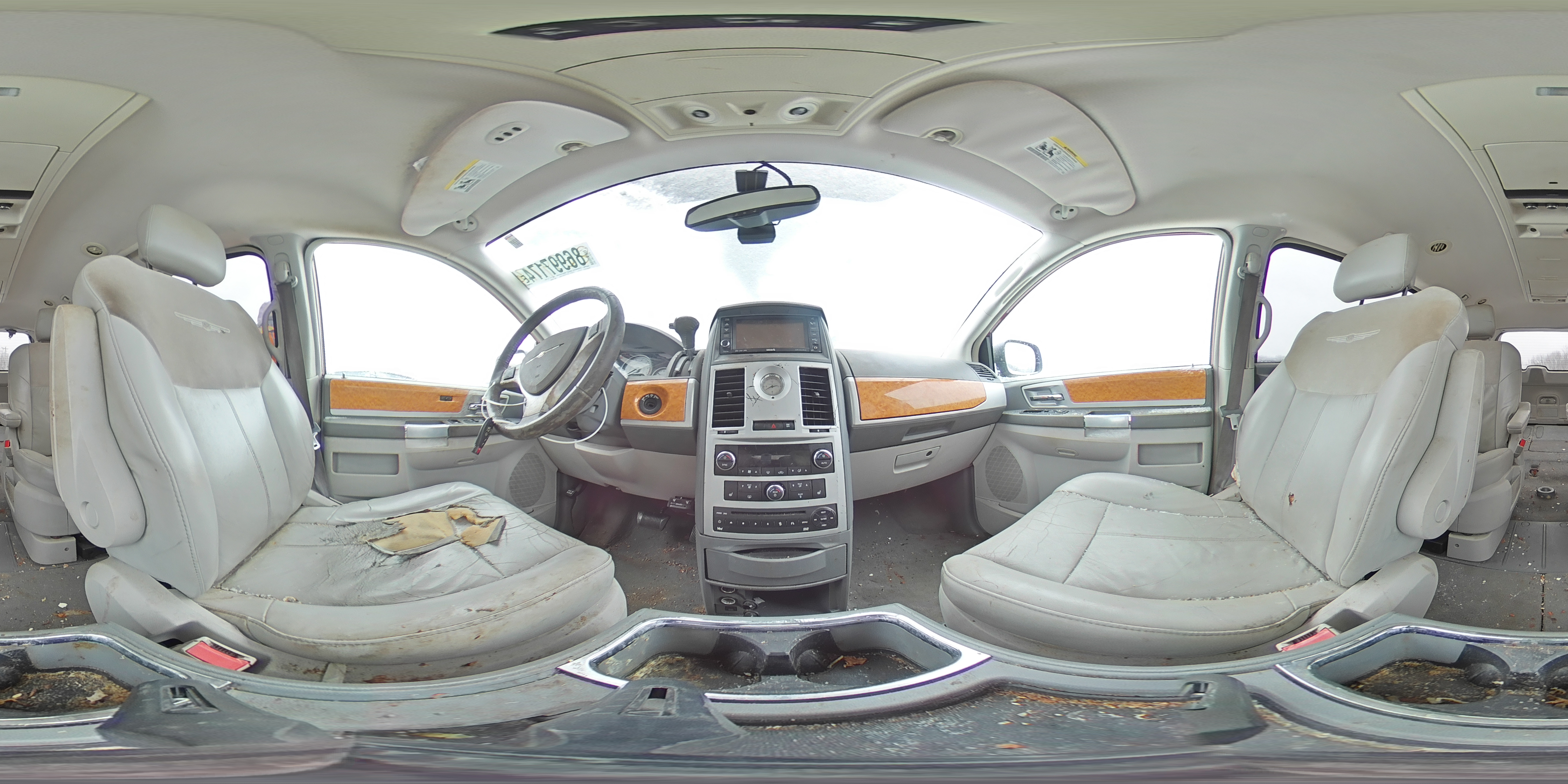 2010 Chrysler Town & Country - Image 14