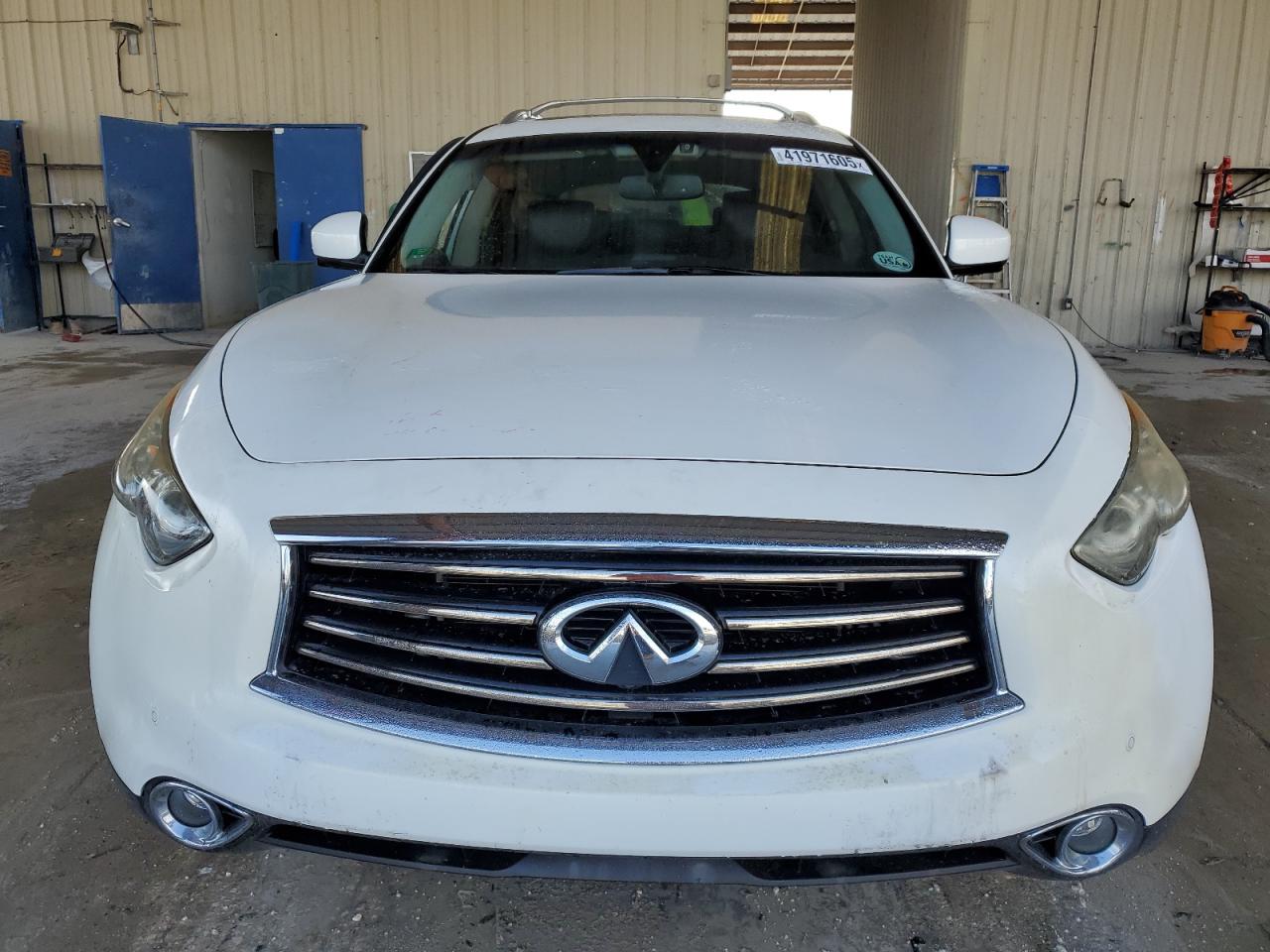 2014 Infiniti QX70 - Image 5