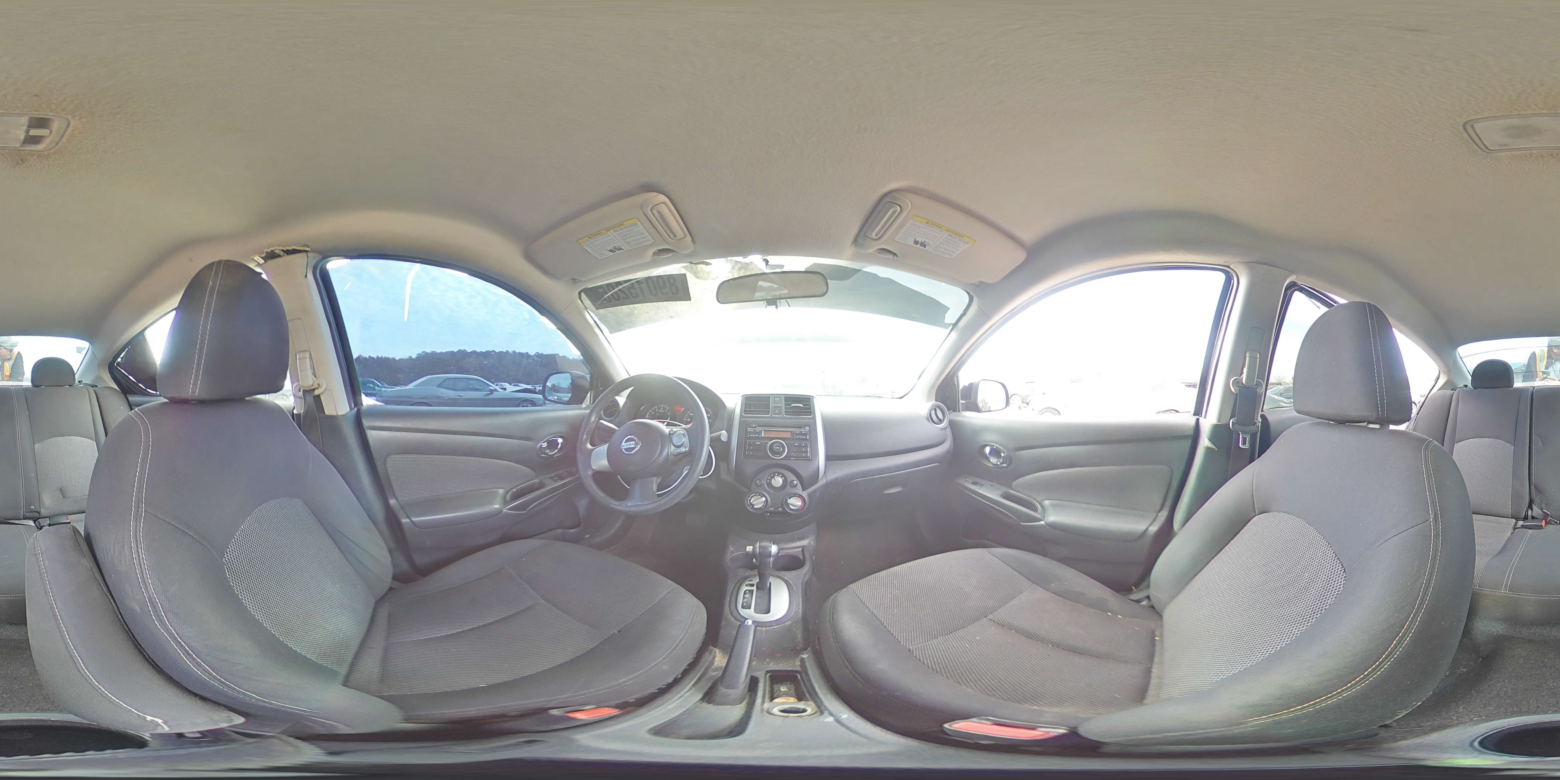 2014 Nissan Versa - Image 13