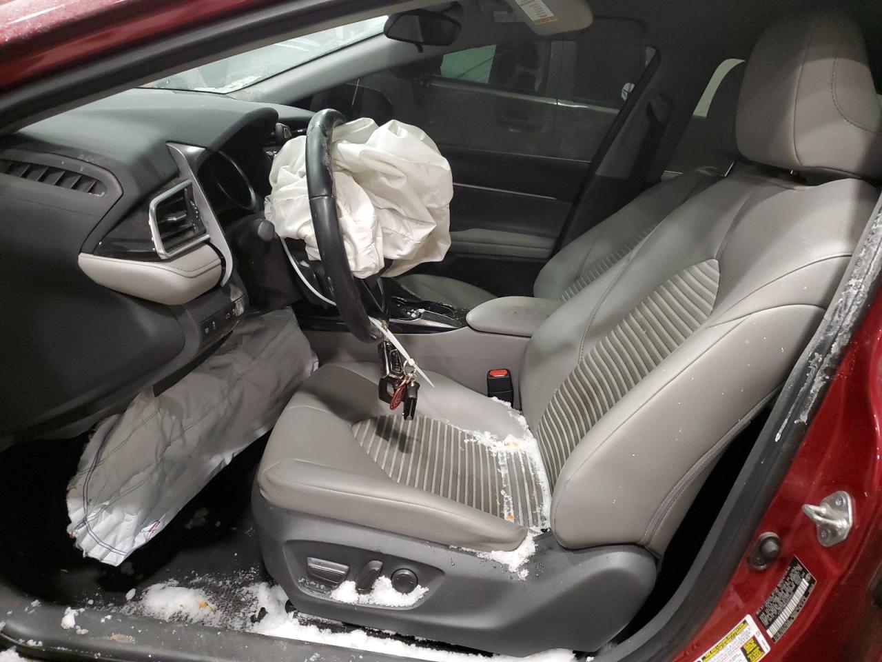 2018 Toyota Camry - Image 7