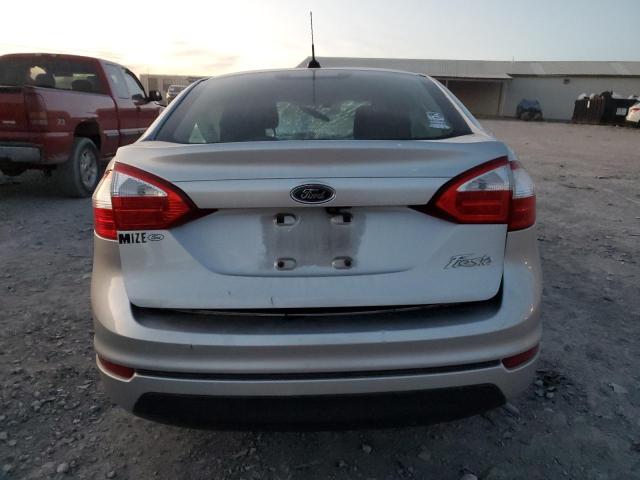  FORD FIESTA 2018 Srebrny