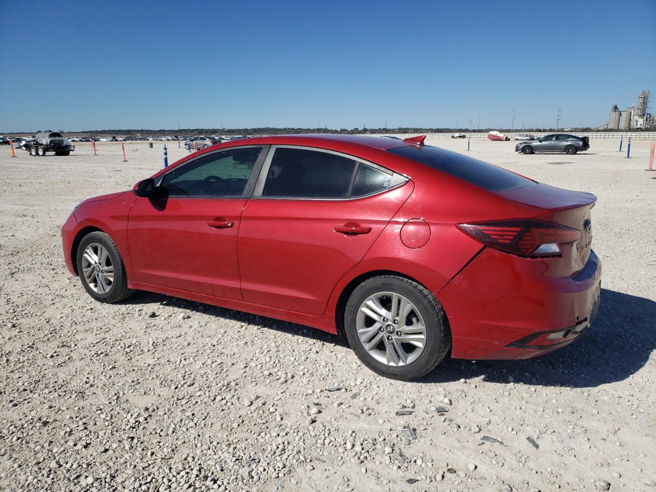 2019 Hyundai Elantra - Image 2