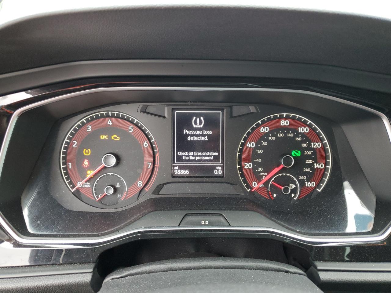 2019 Volkswagen Jetta - Image 9