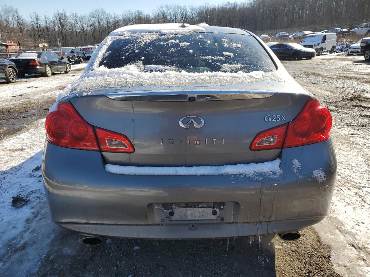 2011 Infiniti G - Image 6