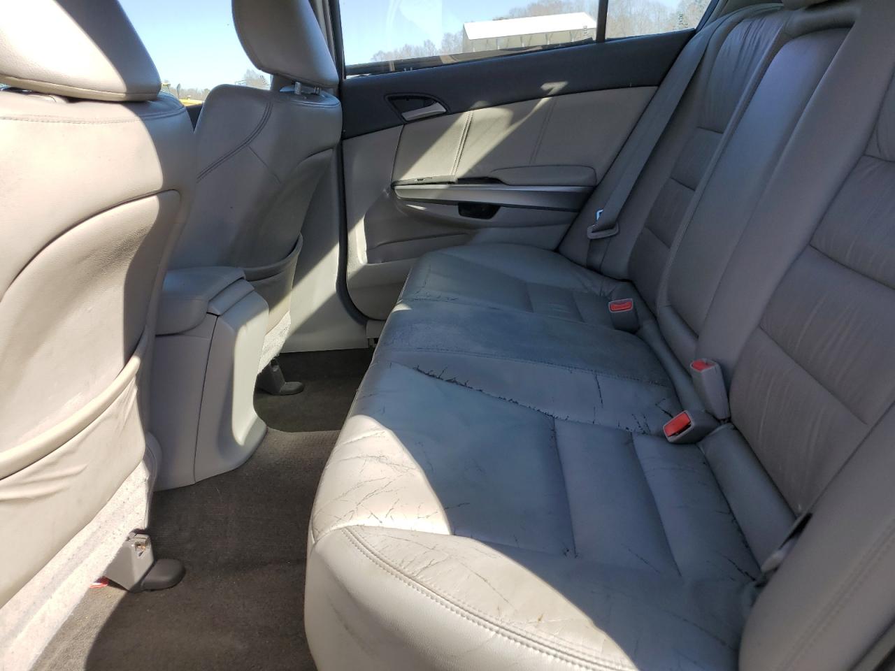 2008 Honda Accord - Image 11