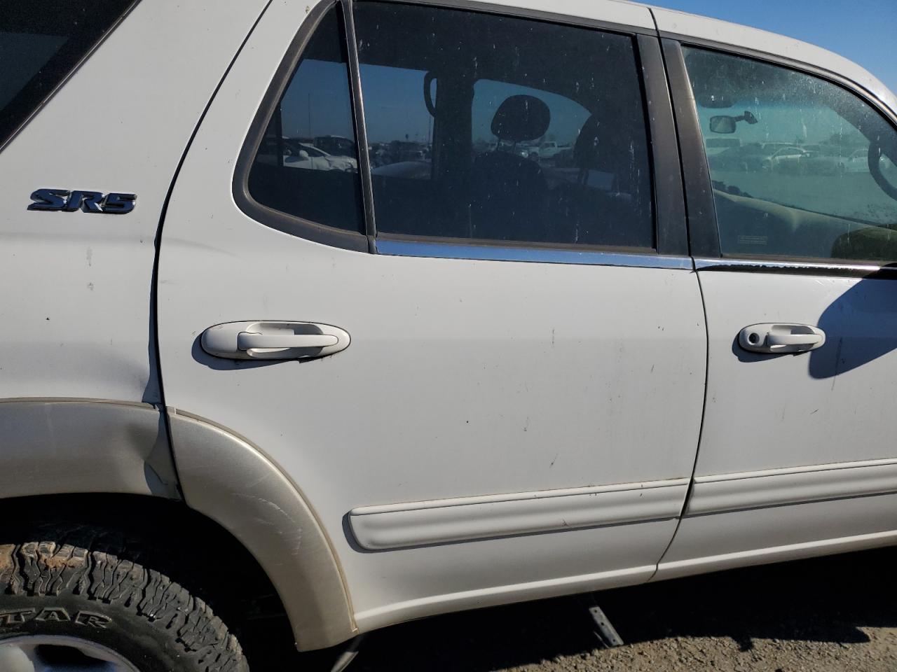 2001 Toyota Sequoia Sr5 VIN: 5TDBT44AX1S023634 Lot: 87923935