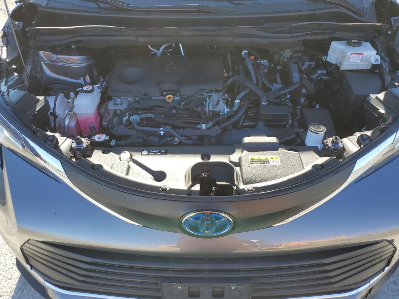 2021 Toyota Sienna - Image 12