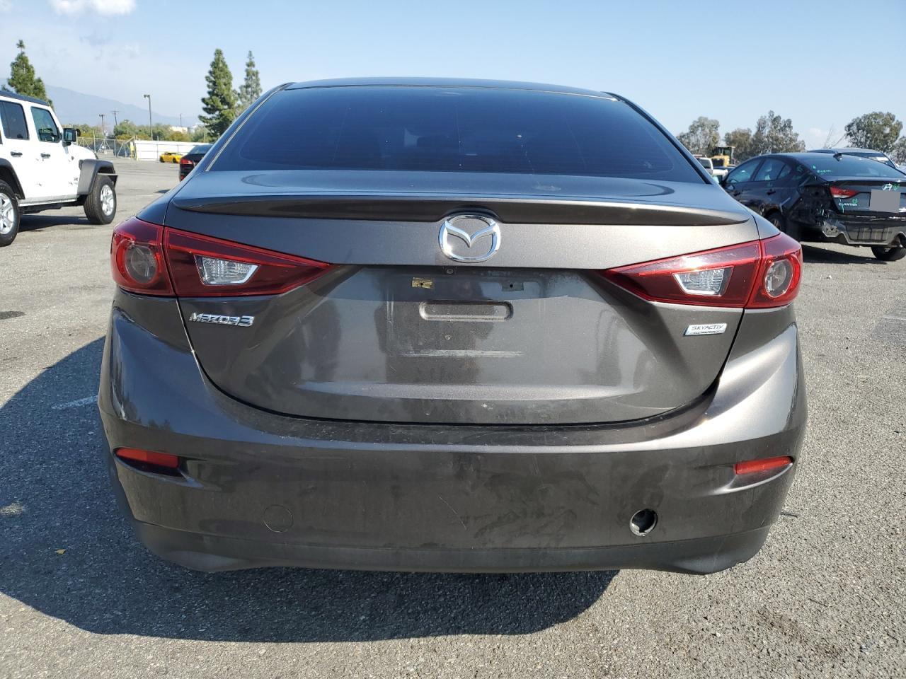 2016 Mazda 3 - Image 6