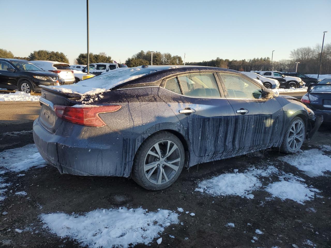 2016 Nissan Maxima - Image 3