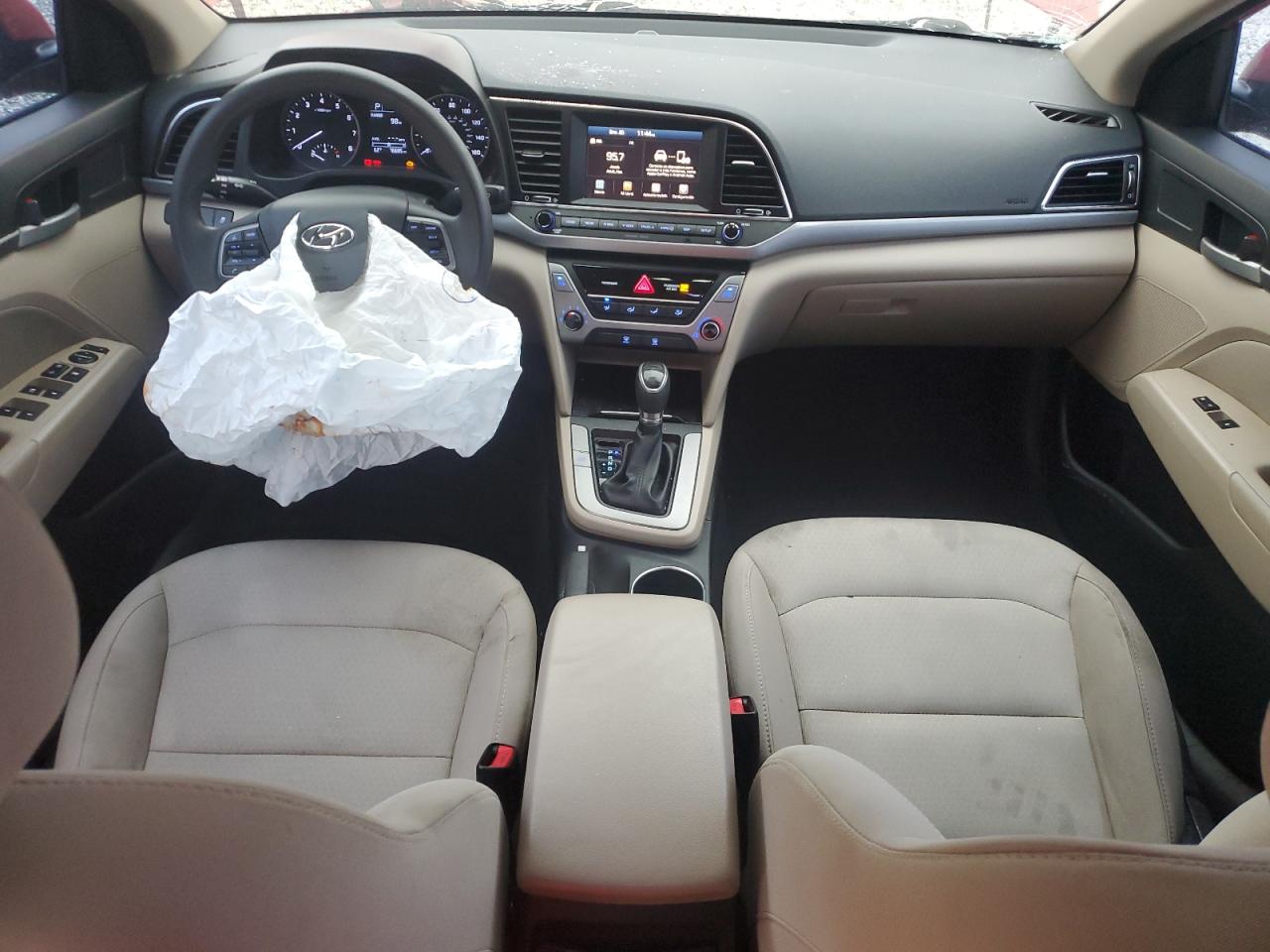 2017 Hyundai Elantra - Image 8