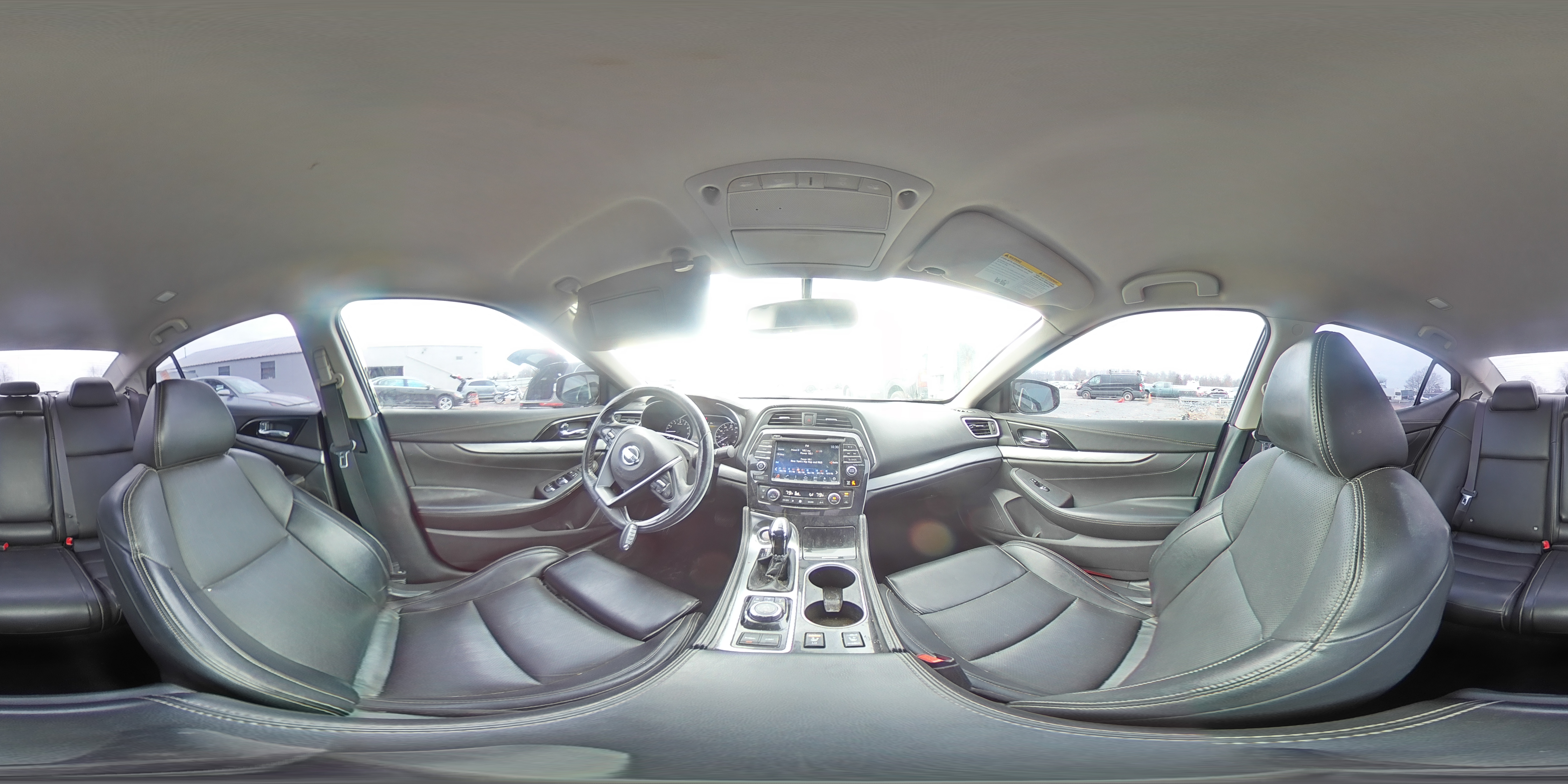 2017 Nissan Maxima - Image 15