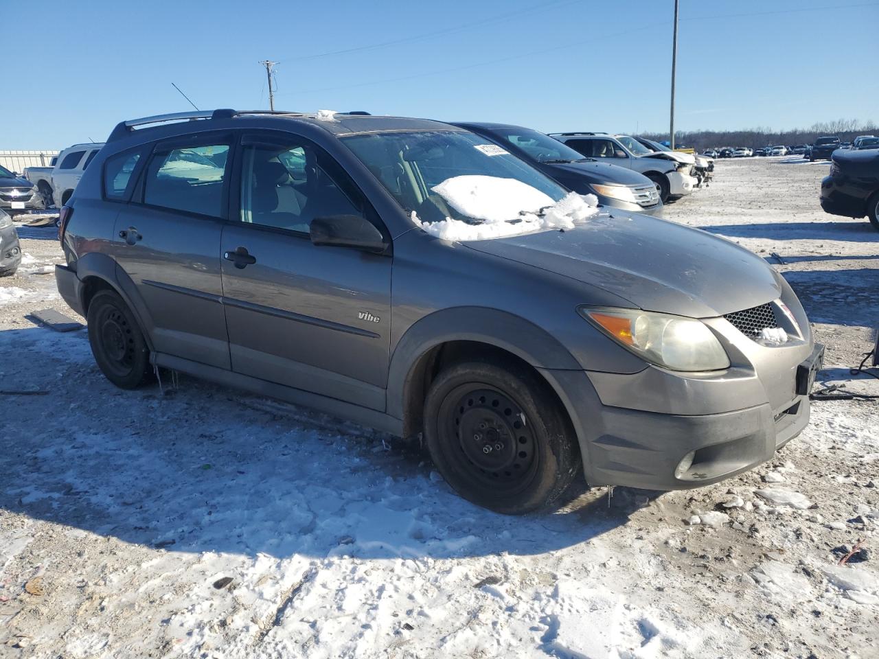 2004 Pontiac Vibe - Image 4