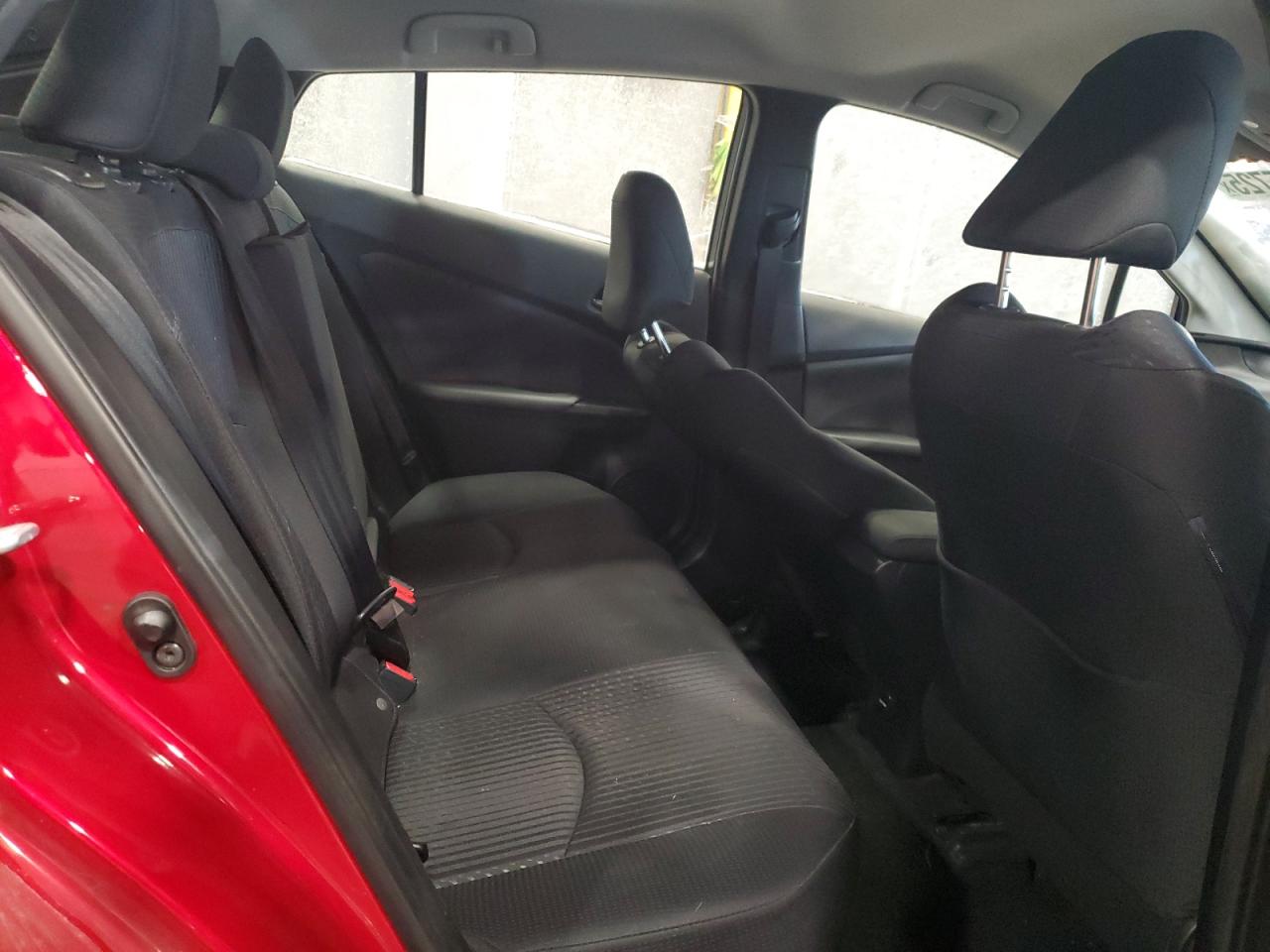 2017 Toyota Prius - Image 10