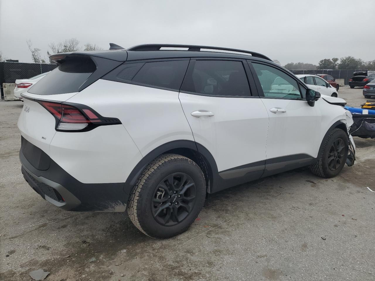 2023 Kia Sportage - Image 3