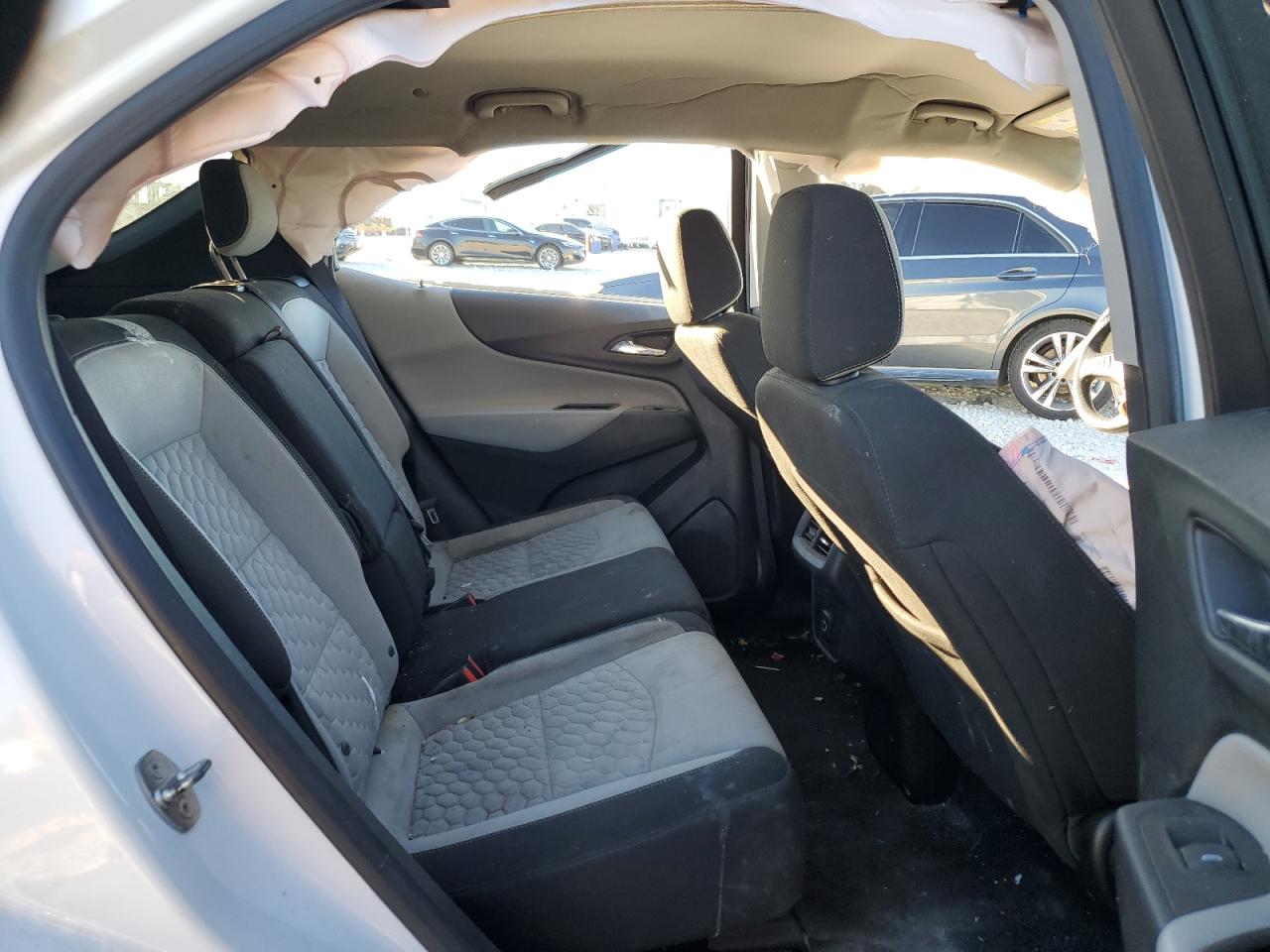 2020 Chevrolet Equinox - Image 11