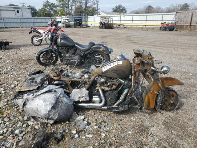 2017 Harley-Davidson Flhtcutg Tri Glide Ultra