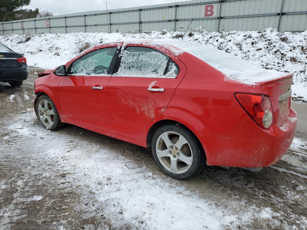 VIN 1G1JE5SB1G4159655 2016 CHEVROLET SONIC no.2