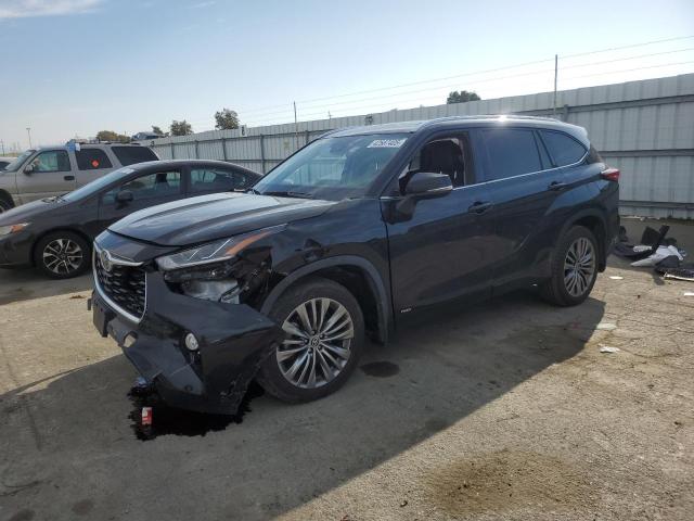 2022 Toyota Highlander Hybrid Platinum