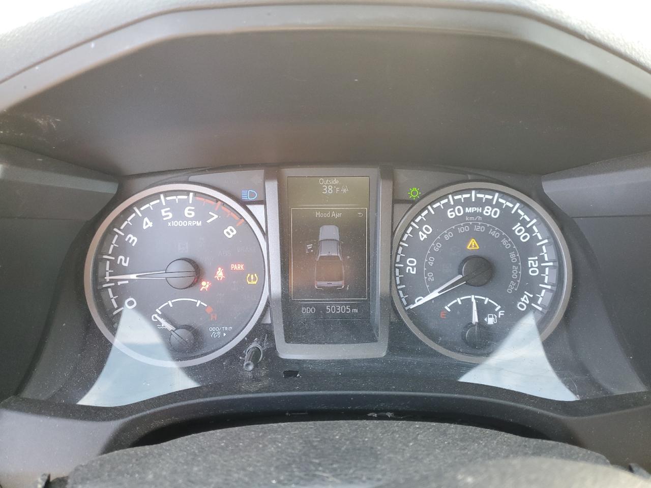 2019 Toyota Tacoma - Image 9