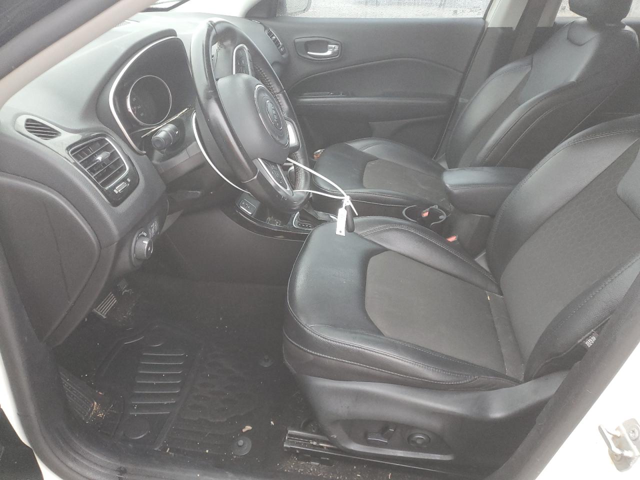 2020 Jeep Compass - Image 7