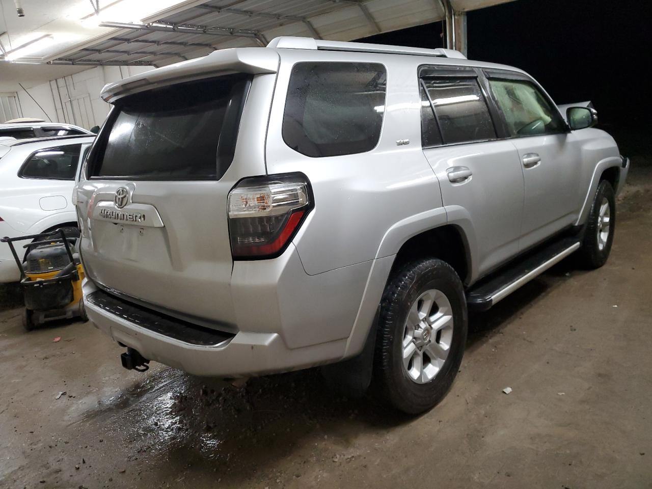 2018 Toyota 4Runner - Image 3