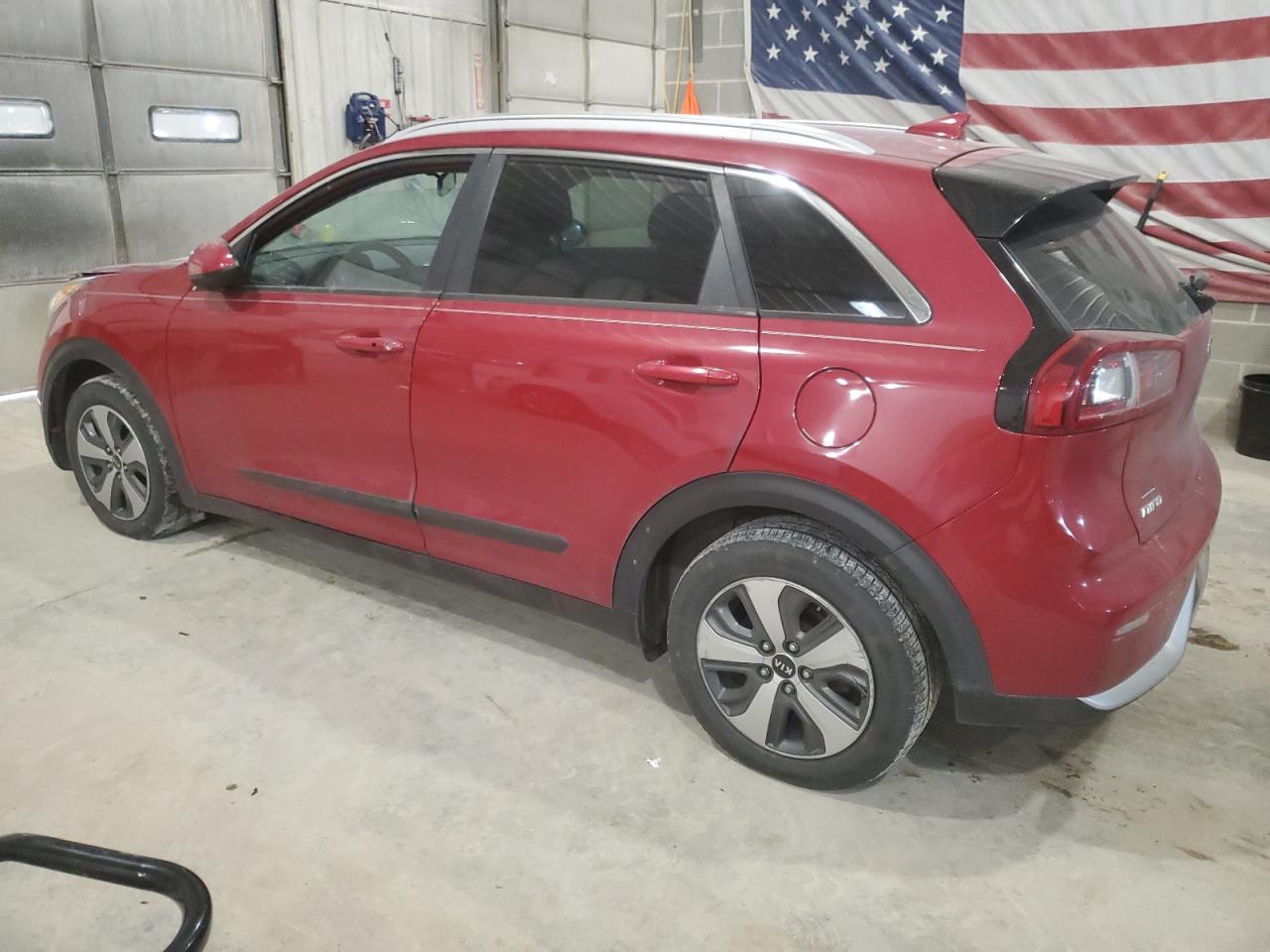 2018 Kia Niro - Image 2