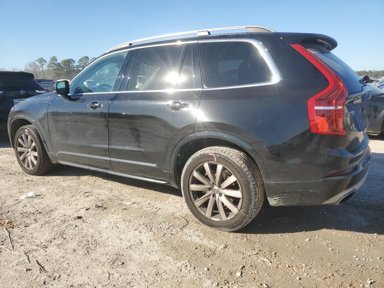 2016 Volvo XC90 - Image 2