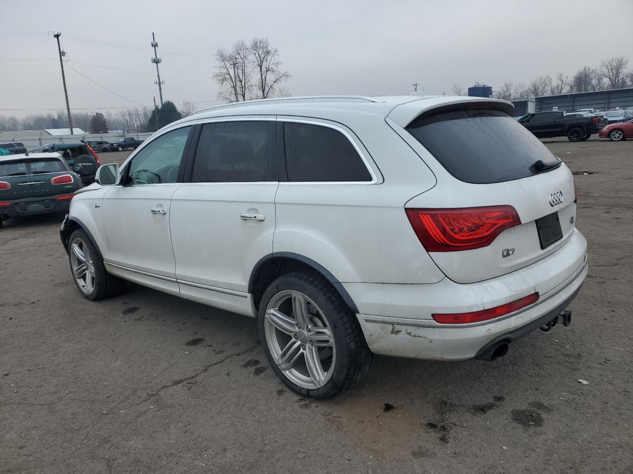 2015 Audi Q7 - Image 2